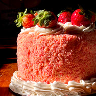 Strawberry Crunch Cake (6-Inch)