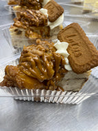 Peach Cobbler Biscoff Cheesecake Slice