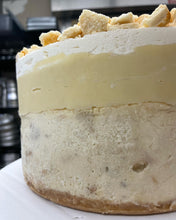 Load image into Gallery viewer, Banana Pudding Cheesecake  - Thanksgiving (9-inch)
