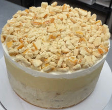 Load image into Gallery viewer, Banana Pudding Cheesecake Slice
